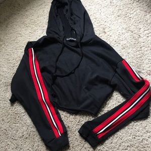 Cropped long sleeve with hood